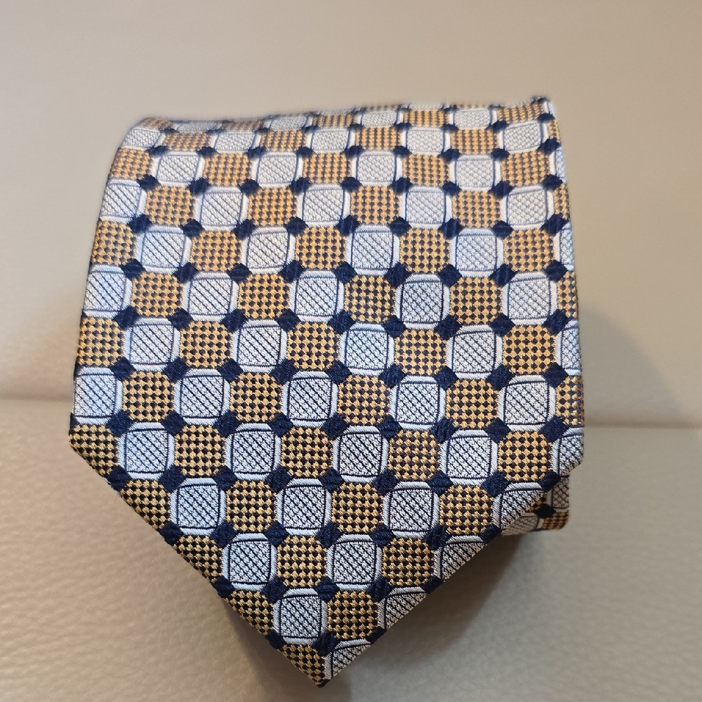 Jos. A. Bank Checkered Tie in Blue and Gold Preowned, Length 59 1/2"